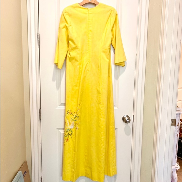 Darling Vintage 🌼🕊️ embroidered daisy dove yellow maxi dress by Emporium - Picture 9 of 14